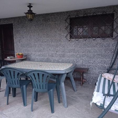 Incisa Scapaccino Villa Laura מראה חיצוני תמונה