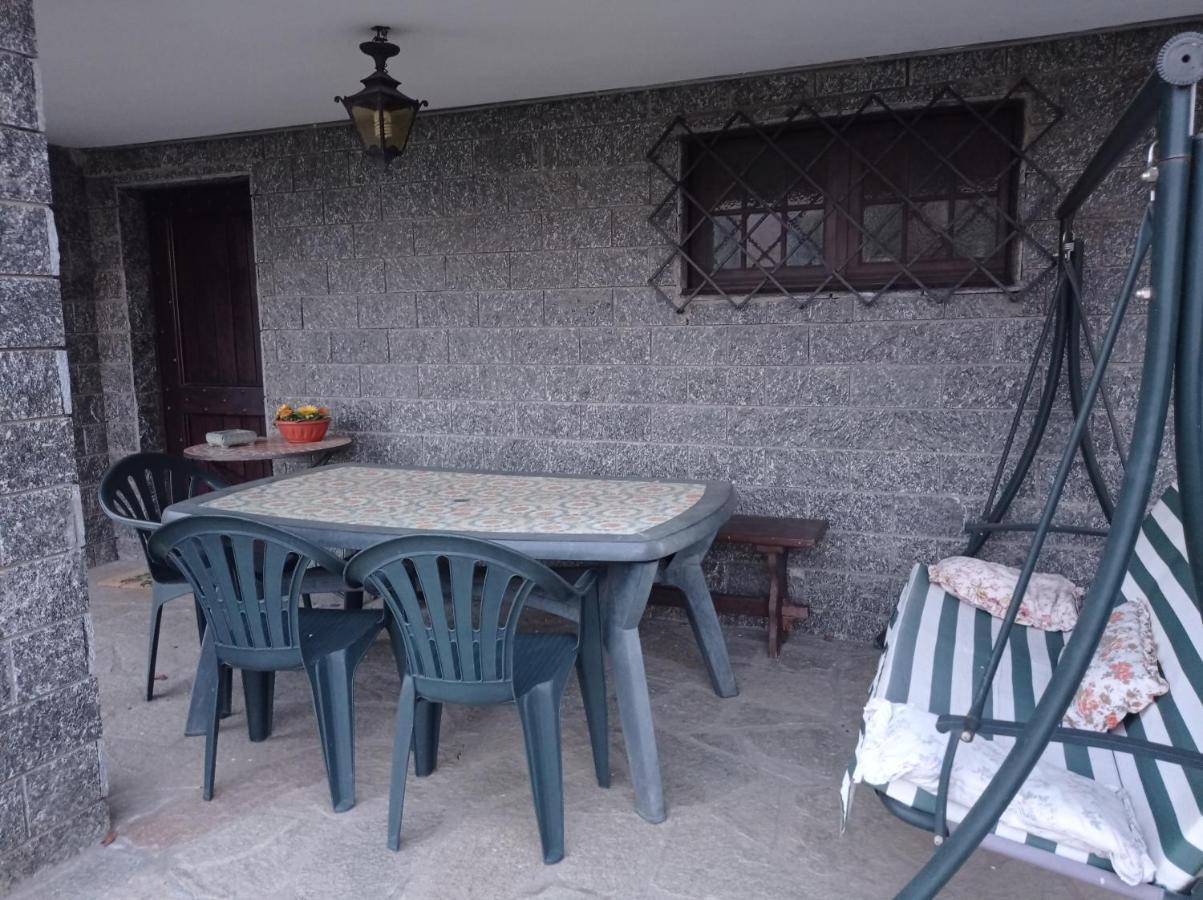 Incisa Scapaccino Villa Laura מראה חיצוני תמונה