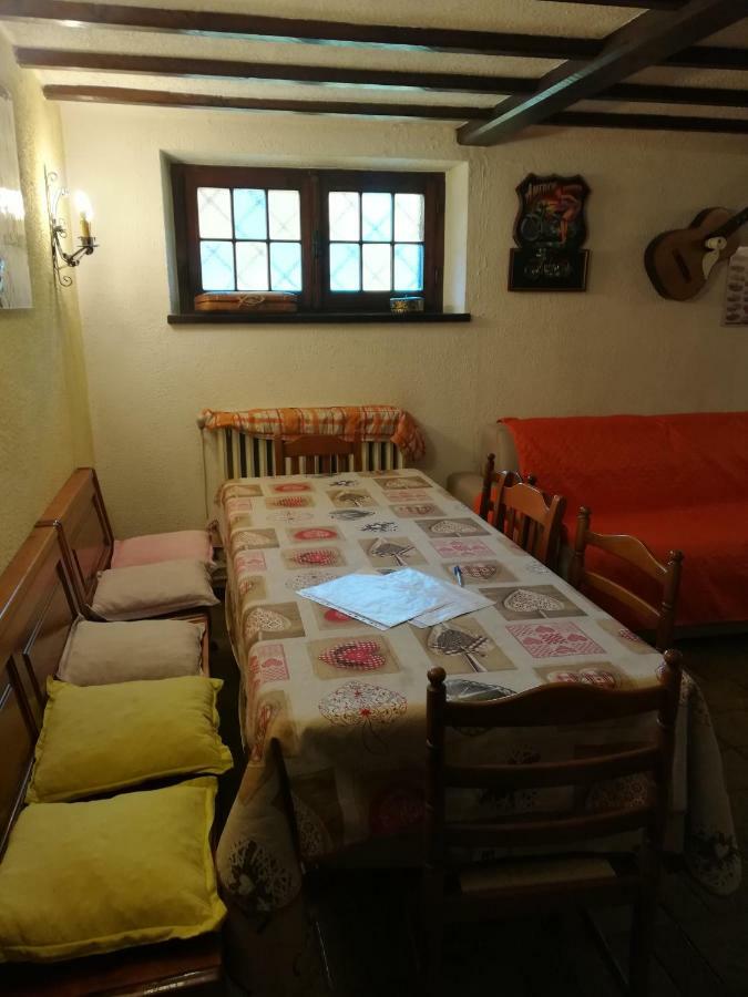 Incisa Scapaccino Villa Laura מראה חיצוני תמונה